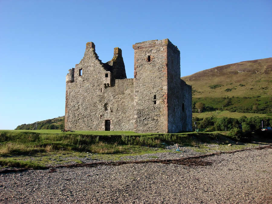 Lochranza Castle
